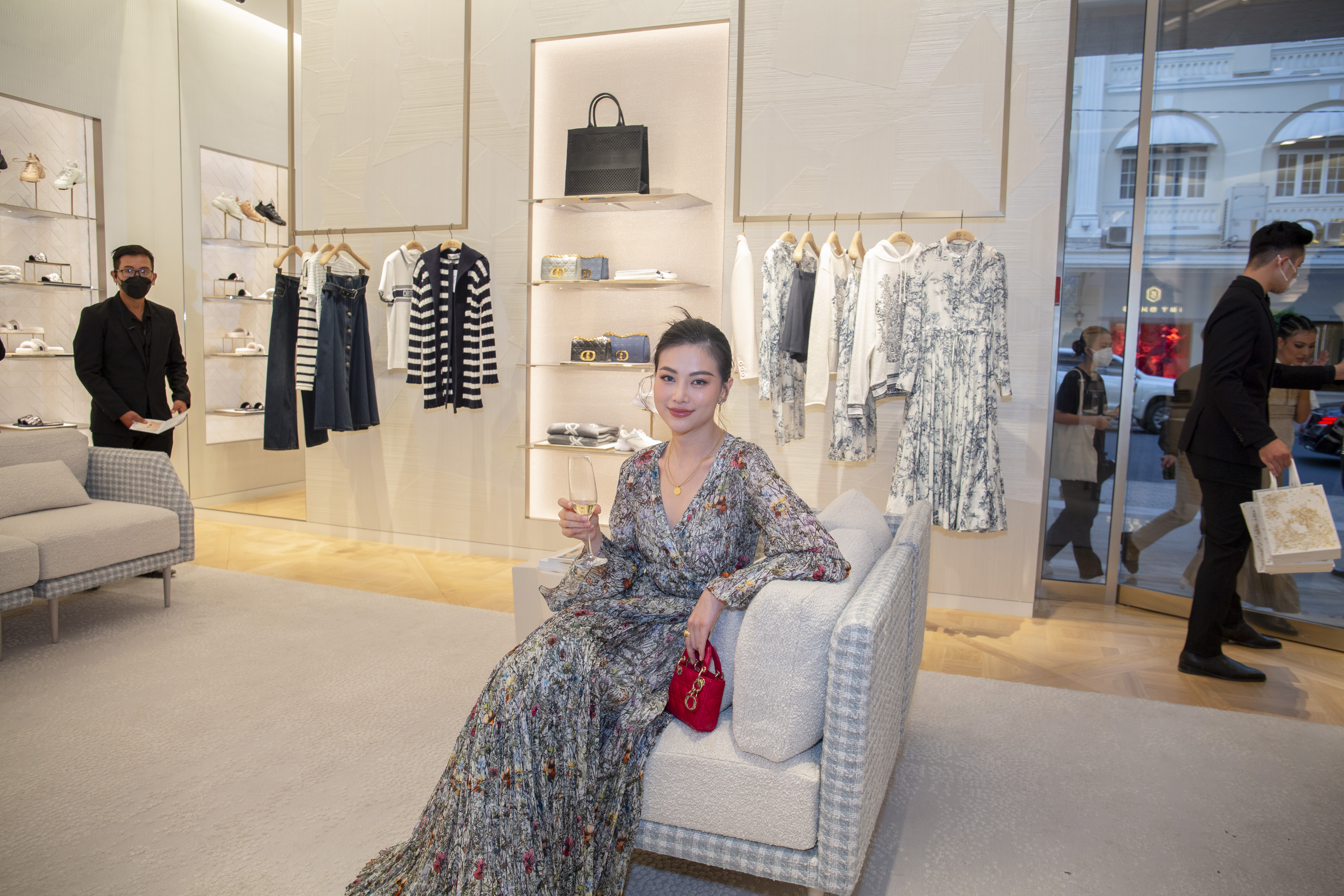 English New Dior store at Union Square Saigon #32 English New Dior store at Union Square Saigon